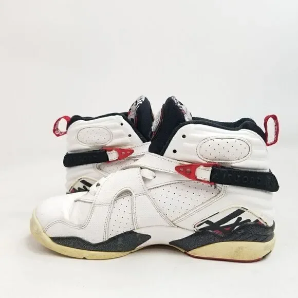 Nike Air Jordan 8 Bugs Bunny Sneakers. Size 7Y or can fit as a Women's Size 8.5 - Picture 6 of 10
